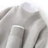 Suéter informal de punto de cachemira para hombre Bai Cai Rong, cuello alto medio, nuevo para otoño e invierno, estilo relajado, suéter liso