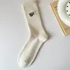 Meias Masculinas 100% Algodão para Primavera e Outono, Meias de Cano Médio Absorventes de Suor com Bordado de Letras, Meias Longas Quentes Casuais, Meias Esportivas de Basquete Atacado