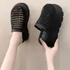 Nuevas Zapatillas de Media Punta Cerradas de Malla Transpirable para Mujer, Estilo Trendy de Celebridad de Internet, para Uso en Exteriores, Suela Gruesa, Zapatos Perezosos, Primavera/Verano 2026