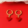 Pendientes Coreanos Versión 2022 de Lujo Ligero Europeo y Americano con Forma de Corazón Dorado y Rojo, Diseño de Nicho Versátil y de Moda con Ágata Roja