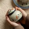 Moji Glaseado de Caramelo Camelia Índigo Cerámica Pintada a Mano Tarro Doméstico para Té Accesorios para Ceremonia del Té Tarro Sellado Tarro de Almacenamiento Tarro