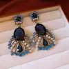 Pinzas para Orejas con Borlas en Forma de Corazón Super Brillantes y Elegantes, Pendientes de Lujo Ligero de Alta Gama, Modernos y Versátiles, Accesorios Únicos de Nicho para Orejas para Mujer al por Mayor