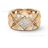 Estilo Tweed Coco Acolchado Anillo de Anillo de Pareja Versión CNC Grueso Chapado en Diamante Popular Mismo Estilo Anillo Nicho de Ins