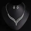 Juego de Joyería de Cuatro Piezas para Novia Accesorios para Vestido de Boda Fiesta de Noche Conjunto de Collar Pulsera Anillo Pendientes de Circonita Completa Europeo Americano de Oriente Medio