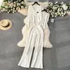 Traje de alta gama 2024 Primavera para Mujer Chaleco con Hebilla Metálica Cárdigan de Punto Versátil Pantalones de Pierna Ancha Conjunto de Tres Piezas de Moda
