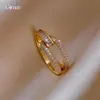 Anillo Abierto Hueco en Forma de U con Circonita Bañado en Oro Real de 18 Quilates, Anillo de Dedo Índice de Gama Alta de Nicho, Joyería Versátil y Elegante para Mujer