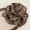 Presilha de Cabelo Estilo Preguiçoso Retrô Coreano Estampa Grande de Leopardo Flor em Botão Estilo Doce Sexy Cool Flor de Cabeça de Renda de Quatro Camadas Presilha de Cabelo para Mulheres