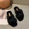 Pantuflas de Mujer Ins de Moda Lindas 2026 Otoño/Invierno Nueva Llegada Moda Celebridad de Internet Hada Peludas al Aire Libre de una Sola Tira