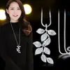 Cadena de suéter redonda con cristal azul de moda estilo coreano para mujer, larga, nueva, otoño e invierno, versátil, collar, colgante de joyería de cristal de alta gama