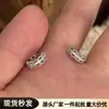 Pendientes de Encaje Hueco con Circonita 2026 Nuevo Estilo Popular Lujo Ligero Gama Alta Estilo Minimalista Pendientes para Mujer