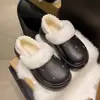 Sapatos de Algodão Casuais e Confortáveis para Mulheres 2025 Outono e Inverno Nova Moda Versátil Quente com Forro de Lã Sapatos de Algodão de Solado Grosso para Roupas de Exterior Femininas