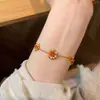 Libro Rojo Pequeño Mismo Estilo Pulido Margarita Adornada con Diamante Naranja Brillante Pulsera Collar Apilado Pendientes Accesorios Joyería de Mano