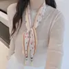 Lenço em Forma de Diamante com Contas, Lenço de Seda, Lenço de Pescoço para Mulheres, Acessório Artístico e Elegante Estilo Francês, Fino, Respirável, Lenço de Cintura Macio