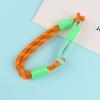 Llavero Bolso Corto con Accesorios Decorativos Muñeco de Peluche Funda para Teléfono Móvil Correa de Cuello Cuerda de Combinación de Colores Dopamina Universal para Mujeres