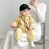 Enterizo cruzado AD de invierno compuesto para niños y niñas, forrado de polar, elegante atuendo para gatear para bebés, con cremallera, cálido, mameluco estampado con letras