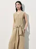 Vestido de Seda sem Mangas com Decote em V, Cinto para Amarrar e Fenda, Longo com Toque Elegante de Alta Qualidade para Mulheres, Coleção Primavera/Verão 2026