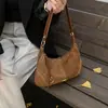 Bolsa de dumplings retro de gamuza mate para mujer, nuevo estilo 2026, bolso de hombro para el día a día, bolso cruzado, bolso de axila, bolso de mano de alta gama