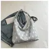 Bolsa Tote Plissada Estrela Estilo Coreano 2026 Nova Grande Capacidade com Cordão Bolsa de Ombro para Estudantes Deslocamento para Aula Bolsa de Lona