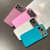 Película de lente colorida con tacto similar a la piel se transforma instantáneamente en una funda de teléfono adecuada para iPhone 17 Pro Max, cubriendo completamente el Apple 18 Pro, 16/15