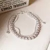 Pulsera Retro Francesa de Estrella de Cinco Puntas con Perlas Exquisito Temperamento Elegante Versátil Pulsera Lujo Ligero Sensación de Gama Alta Joyería de Mano para Mujeres