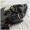Bolso Retro de Alta Gama para Mujer Invierno 2026 Nuevo Bolso de Hombro de Nicho para Viajes Diarios Bolso Cruzado Casual