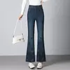 Jeans flare bordado e cravejado de strass de alta resistência para mulheres, nova coleção outono 2026, emagrecimento e valorização da silhueta para figuras petites