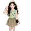 Conjunto de Polo para Niña Ropa Infantil Coreana 2026 Verano Nuevo Casual Bordado Chaleco Elegante Conjunto de Dos Piezas Moderno