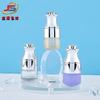 Botella gotero Jinshun en stock 30ml Estilo nuevo Gotero Botella para aceite esencial Tipo prensa Líquido de esencia Botella dispensadora de cosméticos