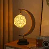 Luz de estrelas e lua LED Amazon transfronteiriça bola de rattan de maçã luminária de mesa criativa corda de cânhamo ferro USB luz noturna decorativa