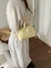 Bolsa Boston Feminina 2025 Nova Primavera e Verão Tendência Moda Simples Bolsa de Ombro Crossbody Bolsa Almofada