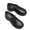 Novos Sapatos Pequenos de Couro com Solado Grosso Femininos Estilo Britânico Bico Redondo Cadarço Solado Macio Aumentador de Altura Sapatos de Salto Único Versátil Retrô Pretos Sapatos Femininos