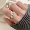 Anel Doce de Estrela e Lua Crescente para Mulheres, Estilo Coreano, Único e Fashion, Versátil e Estiloso, Anel Ajustável, Anel da Moda para Dedo Indicador