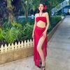 2024 Nuevo Sexy Viento Puro Blanco BIKINI Conjunto de Cuatro Piezas Rojo Manga Larga Vacaciones Aguas Termales Traje de Baño Vestido Largo para Mujer