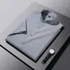 Moda Verão Simples Camisa Masculina Gola Alta Manga Curta Listra Fina Camiseta Top Casual Masculino de Alta Qualidade