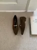 Nuevos Zapatos Casuales de Tacón Grueso para Mujer Estilo Old Money Cuadrados Planos Británicos Dedo Cuadrado Individuales Otoño 2026