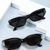 Óculos de sol retrô gm olho de gato feminino popular online alta cool cool foto óculos lisos óculos de sol com proteção solar para dirigir atacado