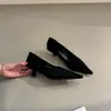 Tres Alturas~Nuevos Tacones Altos Retro de Gamuza Puntiagudos con Corte en V para Mujer, Zapatos de Salón Versátiles para el Trabajo, Estilizados, de Boca Baja, con Temperamento