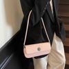 2025 Nuevo Bolso Simple de Moda para Mujer Sensación Bolso Cuadrado Pequeño Bolso Baguette Estilo Coreano Nicho Senmeng Combinable Casual Tendencia