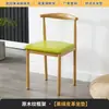Silla de comedor para uso doméstico, estilo nórdico, con respaldo, adecuada para escritorios, moderna y simple, para dormitorio y comedor, imitación de madera maciza, arte de hierro, silla en forma de cuerno