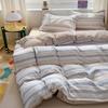 Ropa de cama de algodón puro de clase A, productos genuinos, pequeñas y frescas, de cuatro piezas, agradable para la piel, sábanas totalmente lijadas, funda de edredón, juego de dormitorio de tres o cuatro piezas