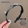 Diadema de Nuevo Estilo 2026 con Diseño de Corona Alta, Elegante Pasador de Perlas Artificiales, Diadema de Lujo Ligero Inspirada en Chanel para Uso Diario con Dientes