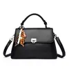 Bolso tote práctico de gran capacidad de nicho transfronterizo para mujer, nuevo modelo 2026, bolso de mano vintage de alta gama para dama