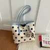 Bolsa de ombro retrô estilo coreano para mulheres, nova bolsa de ombro de bolinhas de luxo leve de nicho outono e inverno 2026 para mulheres