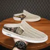 Pantuflas de Malla Casual de Verano Cómodas Slip-on Transpirables Malla Grande Estilo Chino Suela Plana Cómodas Ligeras Zapatos para Hombre Venta al por Mayor