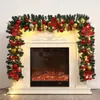 Decorações de Natal, guirlandas decorativas, enfeites para árvore de Natal, bolas de Natal, arranjos de atmosfera para cenas de hotel e shopping