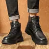 Botas Masculinas 2025 Novas Sapatos Masculinos de Inverno Moda Tendência Botas Masculinas Quentes com Forro de Lã Sapatos Casuais Versáteis de Couro