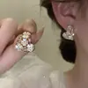 Brincos Flor da Sorte Amor Leve Luxo Temperamento Fresco e Doce