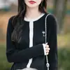 Nueva Llegada Primavera y Verano 2025 Cárdigan de Punto de Lana Peinada de Cuello Redondo Color Dividido Gatito Bordado Chaqueta Holgada para Mujer