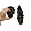 Sapatos Mary Jane com Rebites Estilo Britânico para Mulheres, Novo Modelo de Primavera com Bico Quadrado, Tira com Pedraria, Aumentadores de Altura, Sapatos de Salto Baixo Elegantes para Mulheres