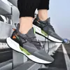 Nuevos Zapatos para Hombre 2025 Primavera/Verano Nuevos Zapatos de Running Flyknit con Suela Hueca y Cierre de Cordones Frontal Zapatos de Moda Zapatos Casuales para Hombre Venta al por Mayor